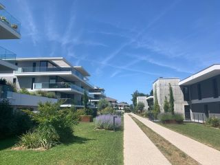 apartment 5 Rooms for sale on EVIAN LES BAINS (74500)