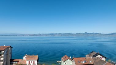 house 6 Rooms for sale on LUGRIN (74500)