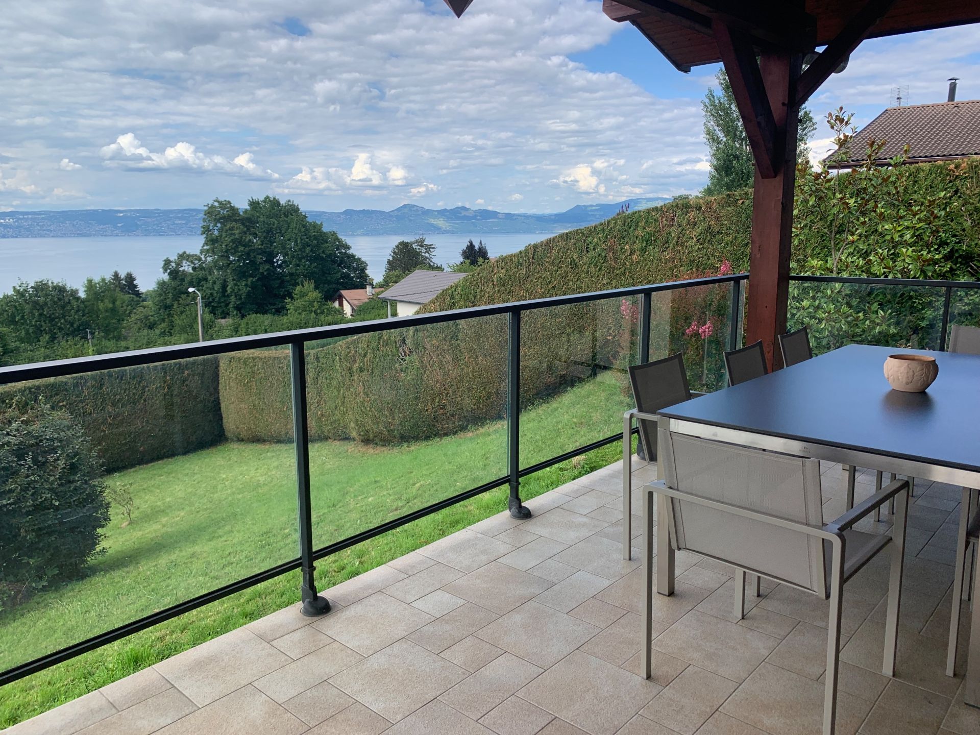 house 6 Rooms for sale on MAXILLY SUR LEMAN (74500)
