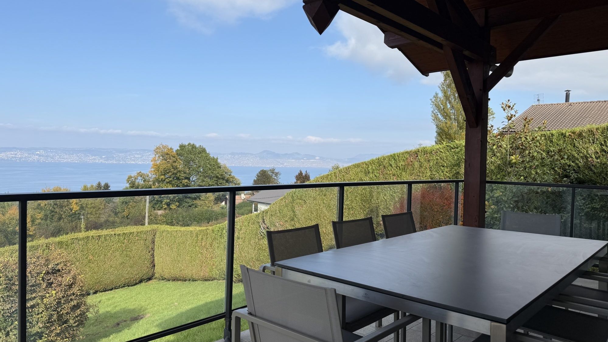 house 6 Rooms for sale on MAXILLY SUR LEMAN (74500)