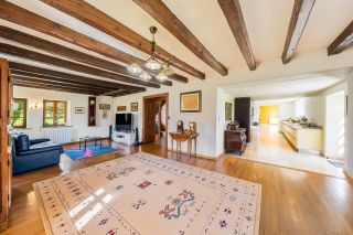 house 9 Rooms for sale on MASSONGY (74140)