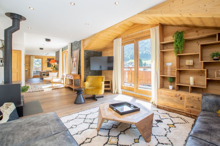 apartment 4 Rooms for sale on MORZINE (74110)