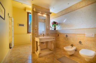 appartement 7 Pièces en vente sur EVIAN LES BAINS (74500)