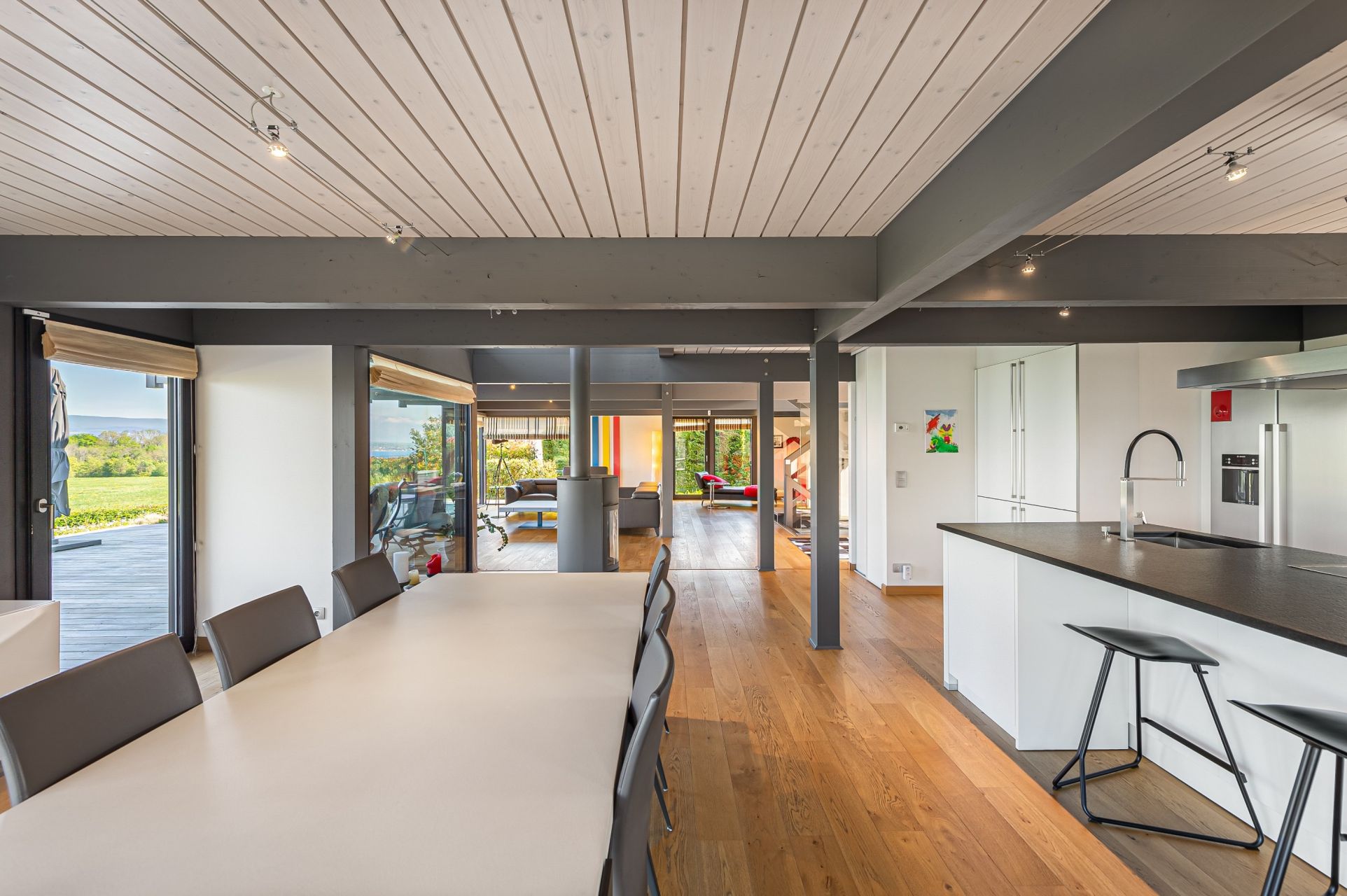 contemporary house 6 Rooms for sale on CHENS SUR LEMAN (74140)