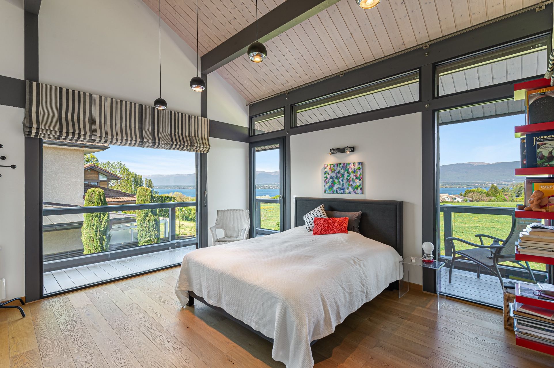 contemporary house 6 Rooms for sale on CHENS SUR LEMAN (74140)