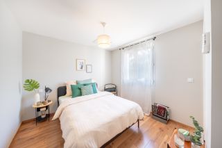 house 6 Rooms for sale on CHENS SUR LEMAN (74140)