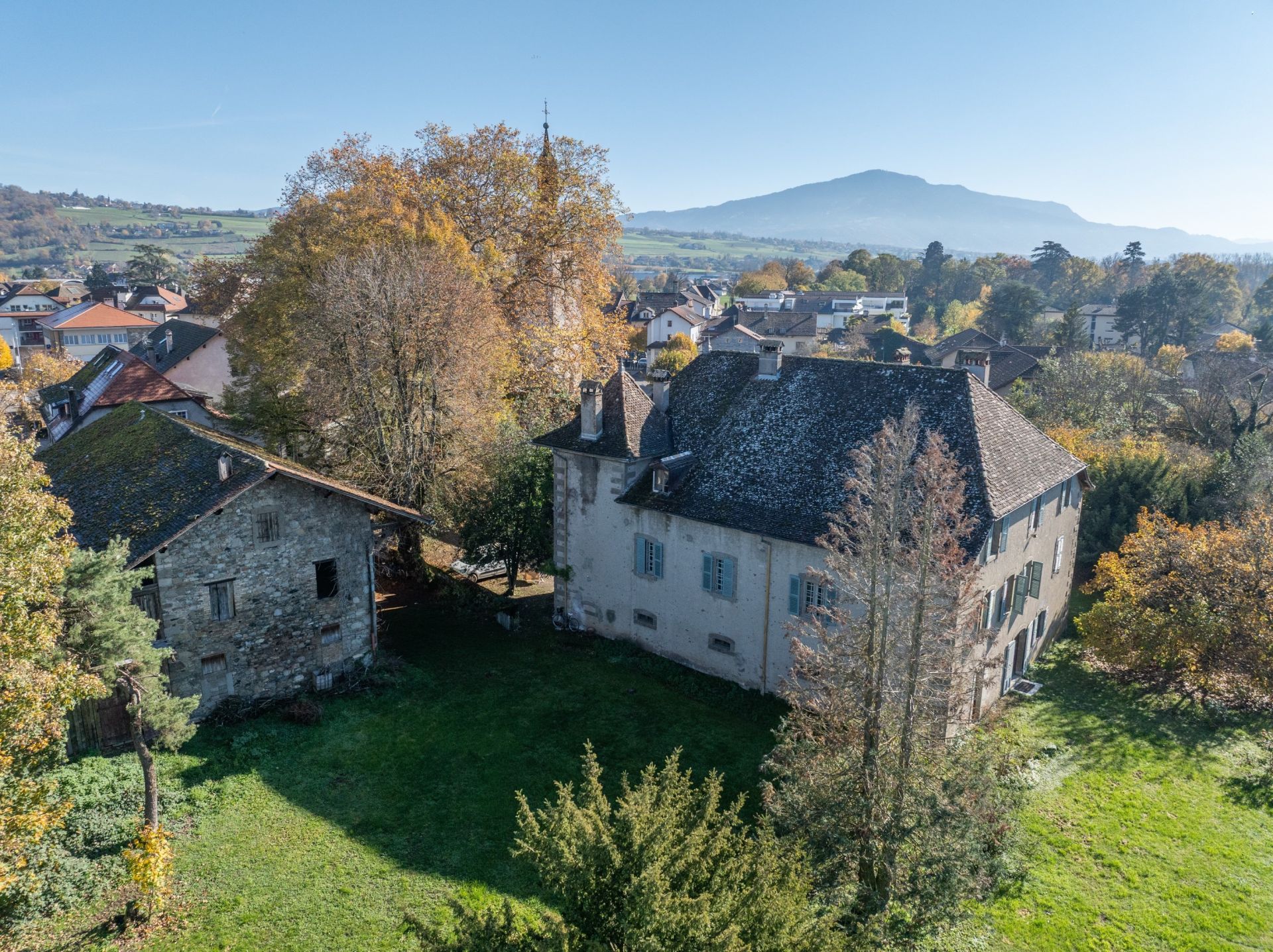 maison 15 Pièces en vente sur DOUVAINE (74140)