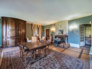 house 15 Rooms for sale on DOUVAINE (74140)