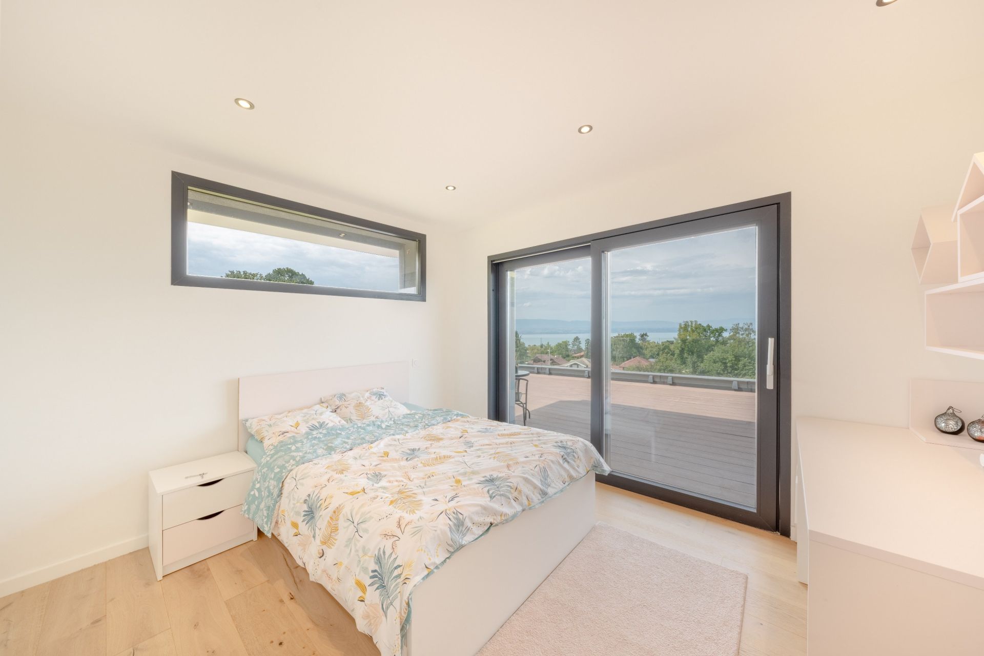 house 7 Rooms for sale on NEUVECELLE (74500)