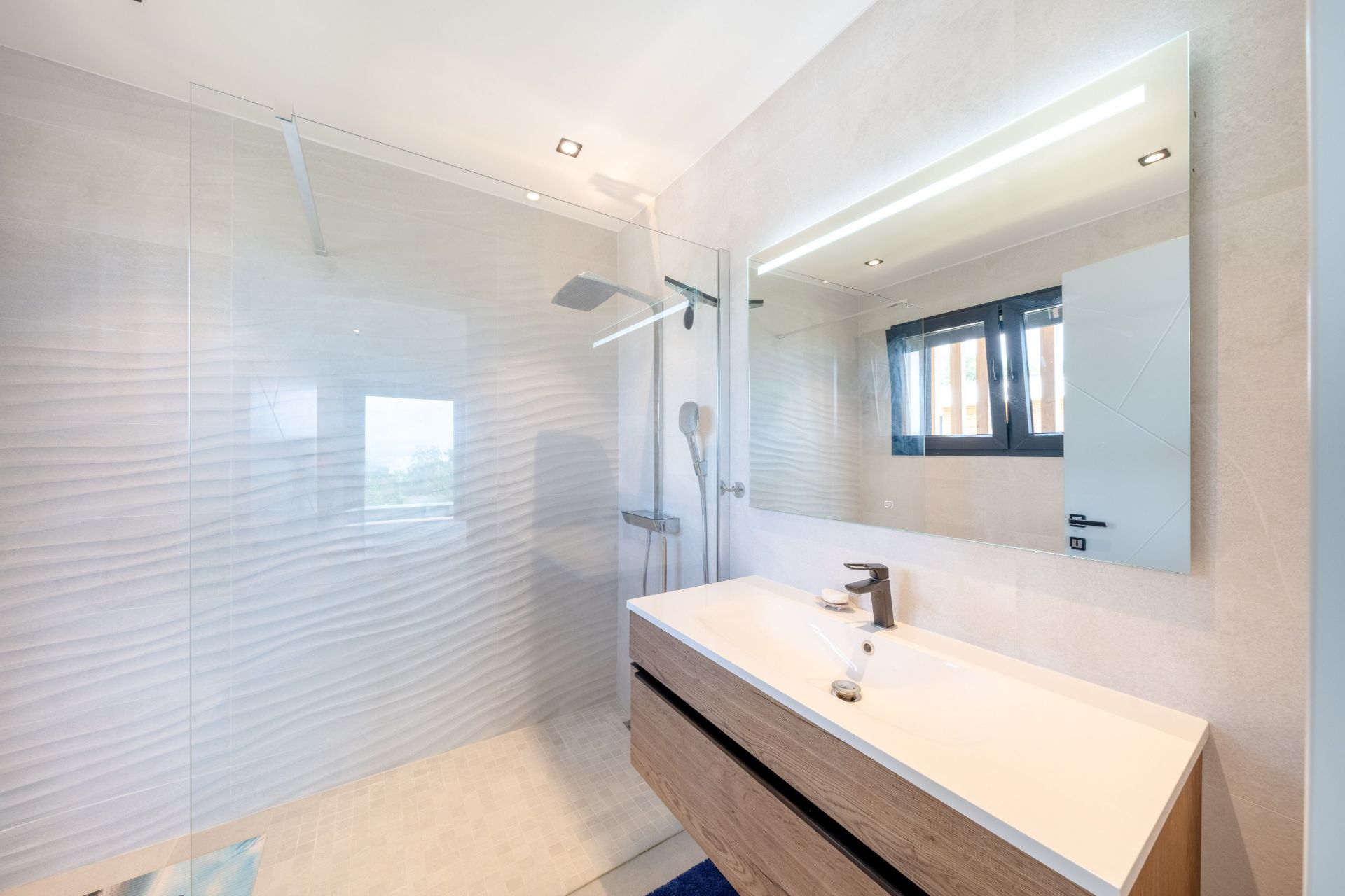 maison 7 Pièces en vente sur NEUVECELLE (74500)