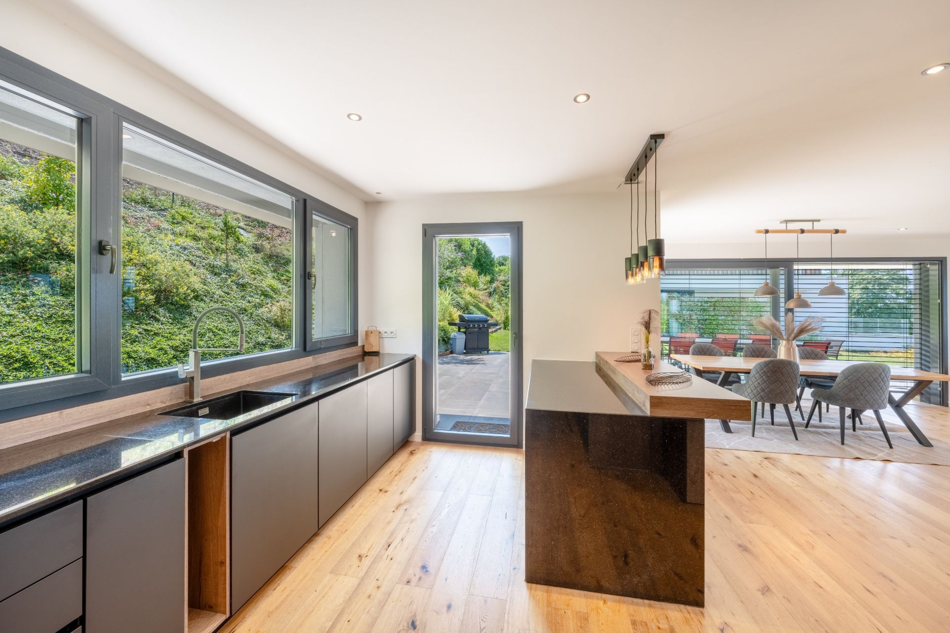 maison 7 Pièces en vente sur NEUVECELLE (74500)