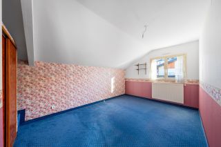 house 8 Rooms for sale on NEUVECELLE (74500)