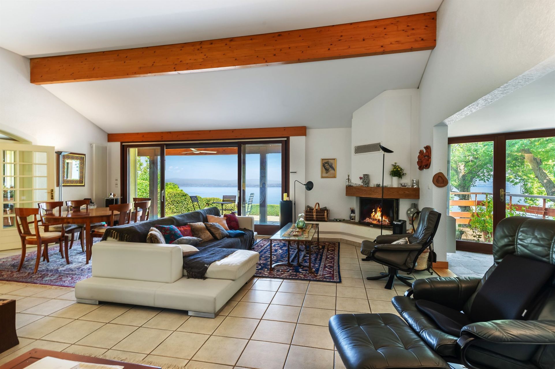 villa 6 Rooms for sale on NEUVECELLE (74500)
