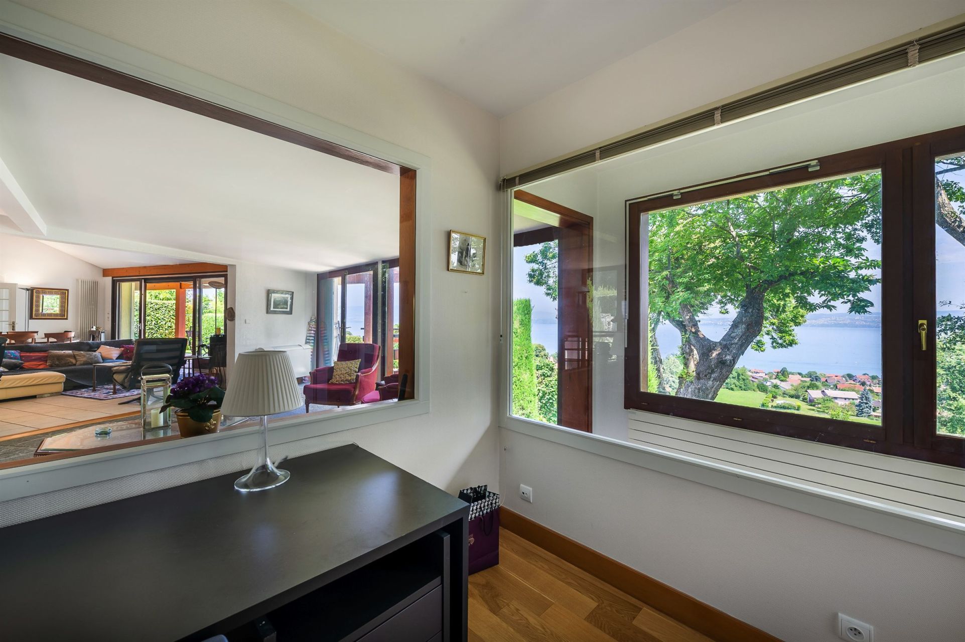 villa 6 Rooms for sale on NEUVECELLE (74500)