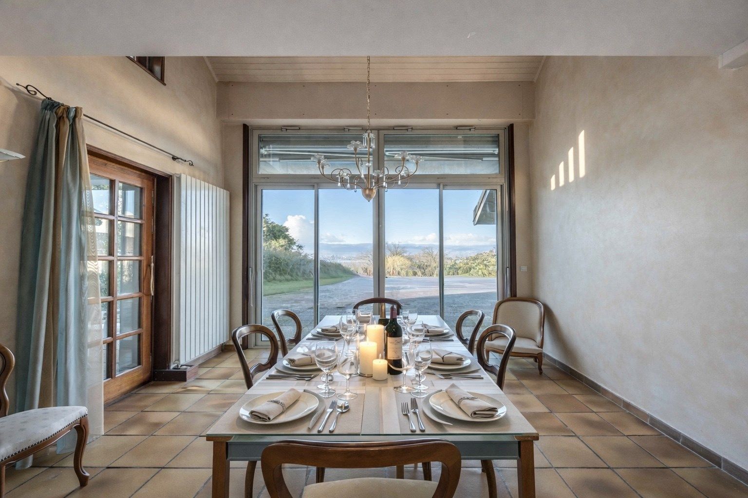 maison 8 Pièces en vente sur MESSERY (74140)