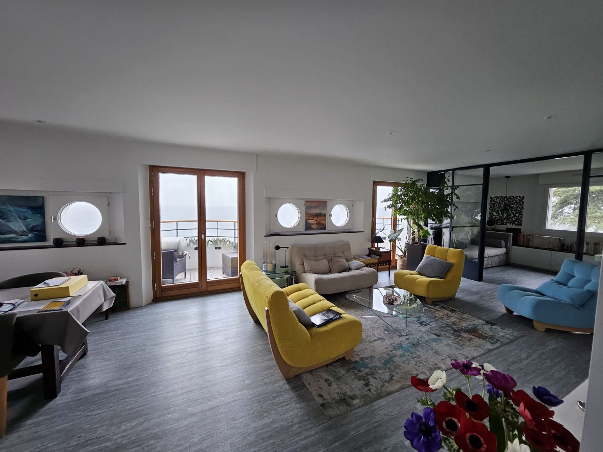 apartment 4 Rooms for sale on AMPHION LES BAINS (74500)