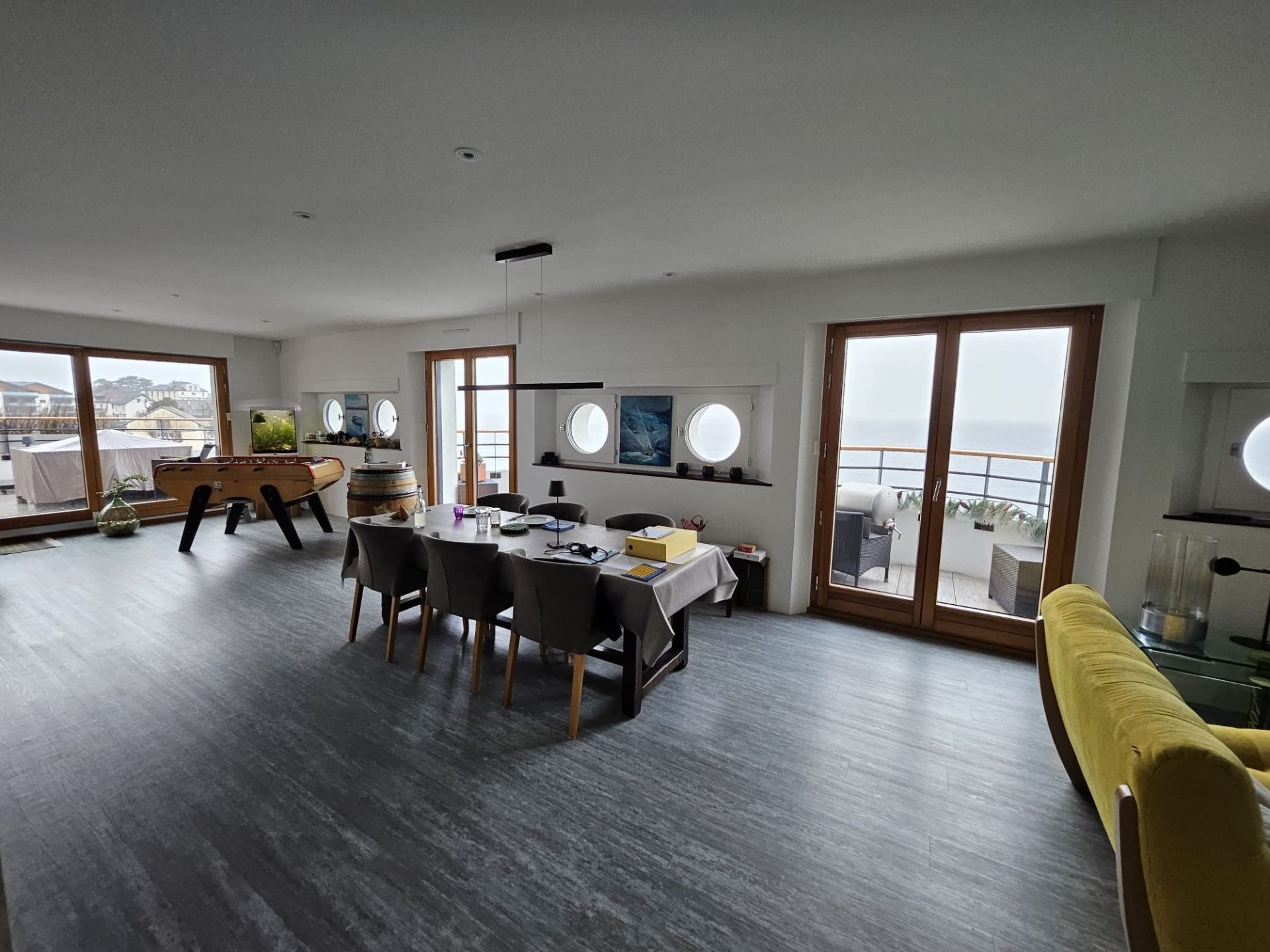 apartment 4 Rooms for sale on AMPHION LES BAINS (74500)