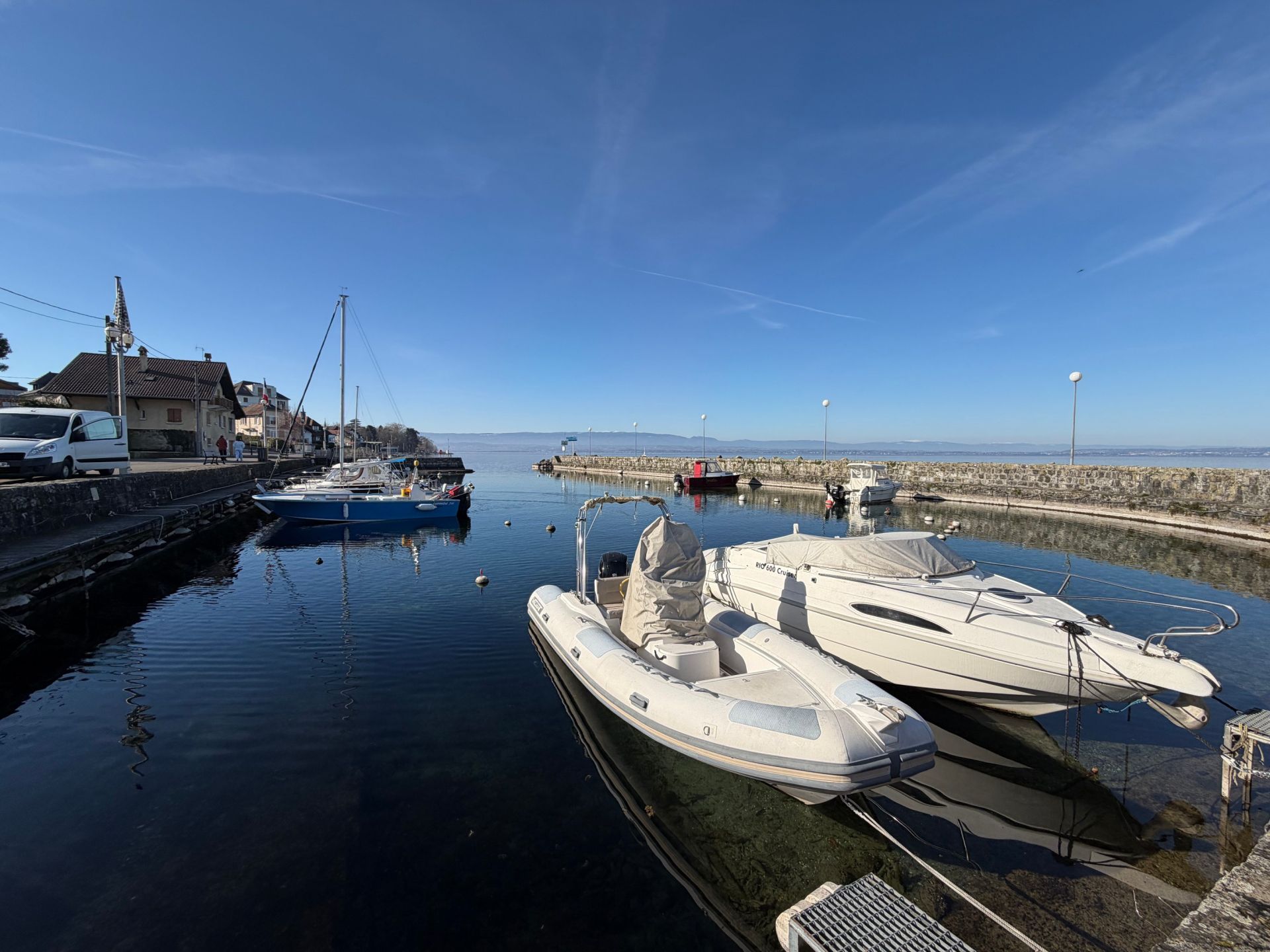 apartment 4 Rooms for sale on AMPHION LES BAINS (74500)