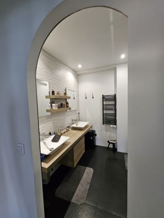 apartment 4 Rooms for sale on AMPHION LES BAINS (74500)