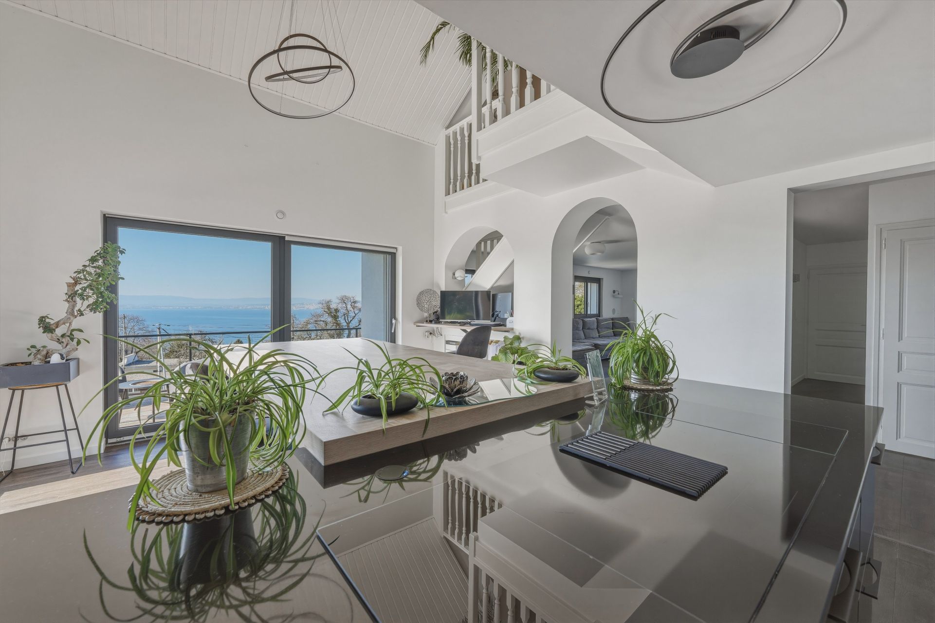 house 7 Rooms for sale on LUGRIN (74500)