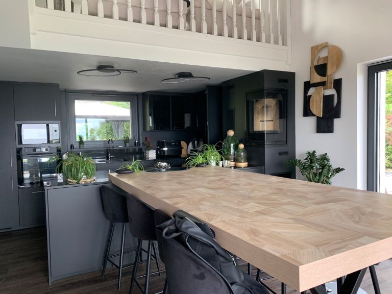 maison 7 Pièces en vente sur LUGRIN (74500)