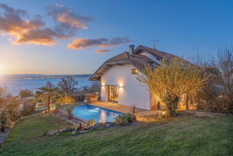 maison 7 Pièces en vente sur LUGRIN (74500)