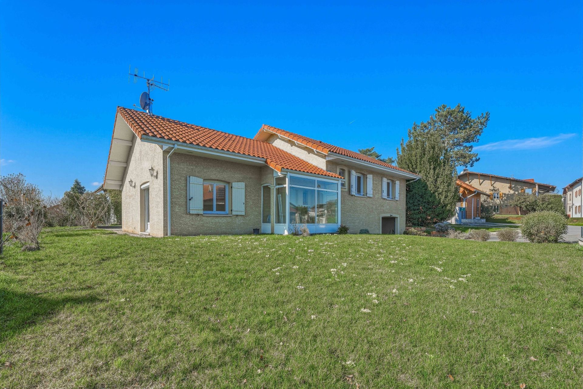 maison 7 Pièces en vente sur DOUVAINE (74140)