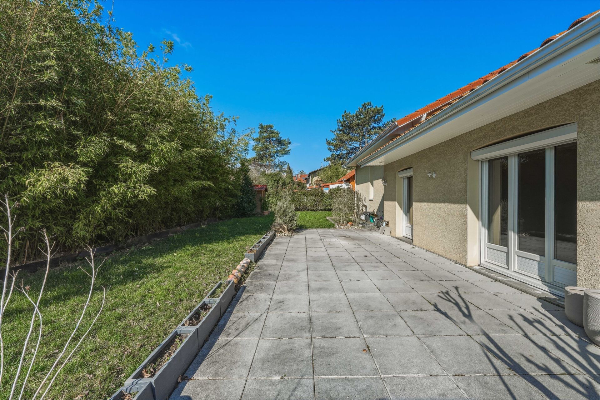 maison 7 Pièces en vente sur DOUVAINE (74140)