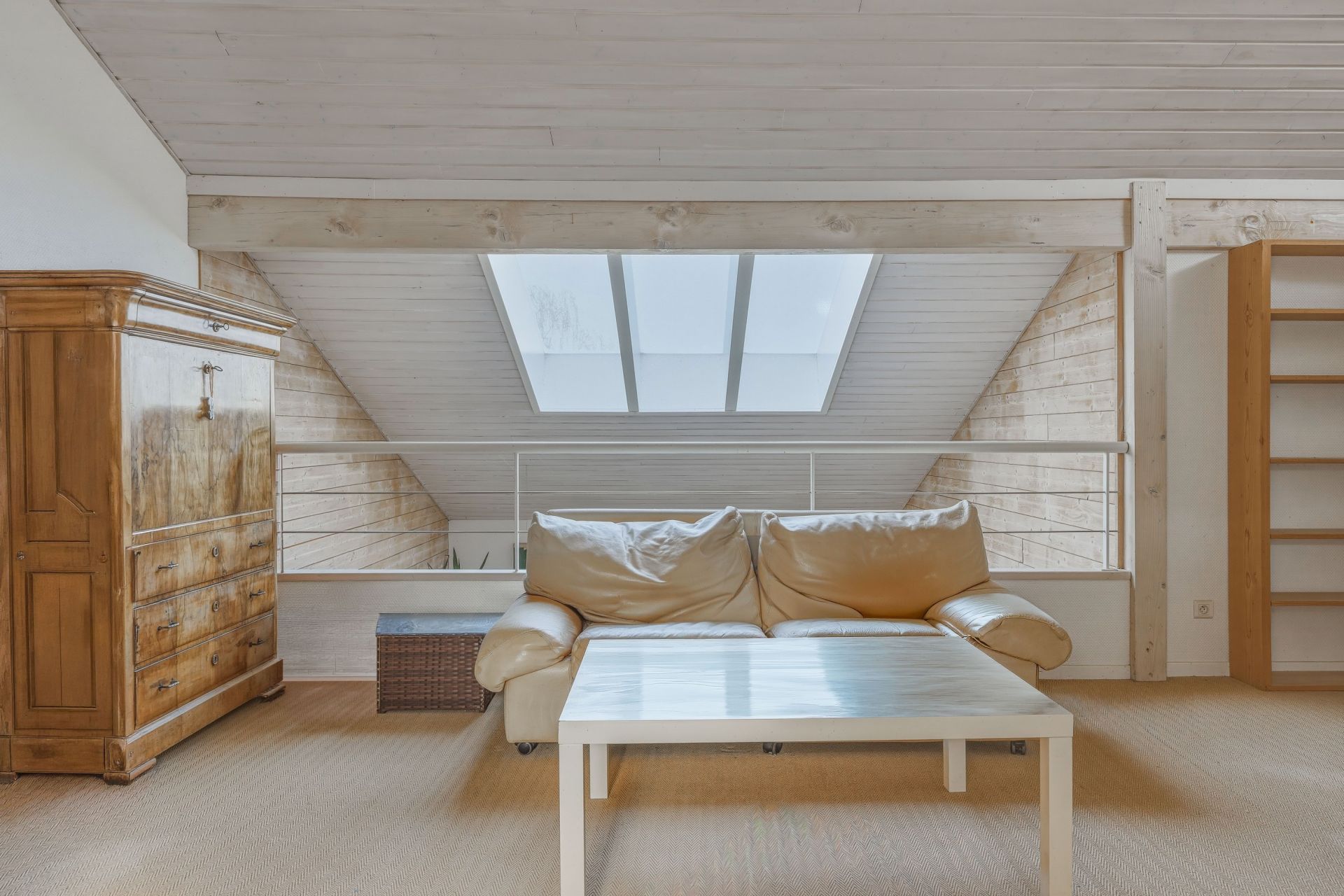 house 9 Rooms for sale on LOISIN (74140)