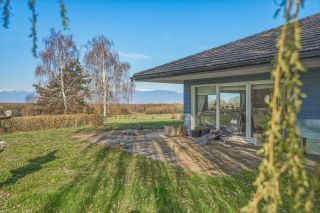 house 9 Rooms for sale on LOISIN (74140)