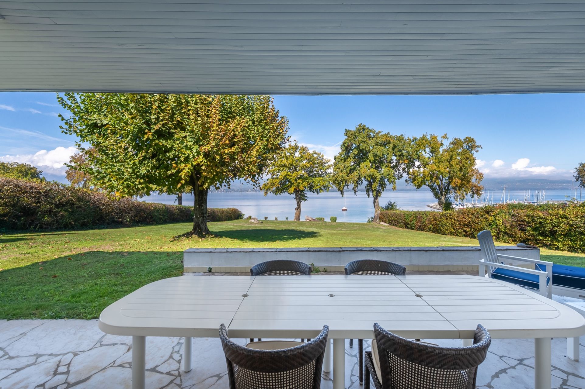 villa 5 Rooms for sale on NERNIER (74140)