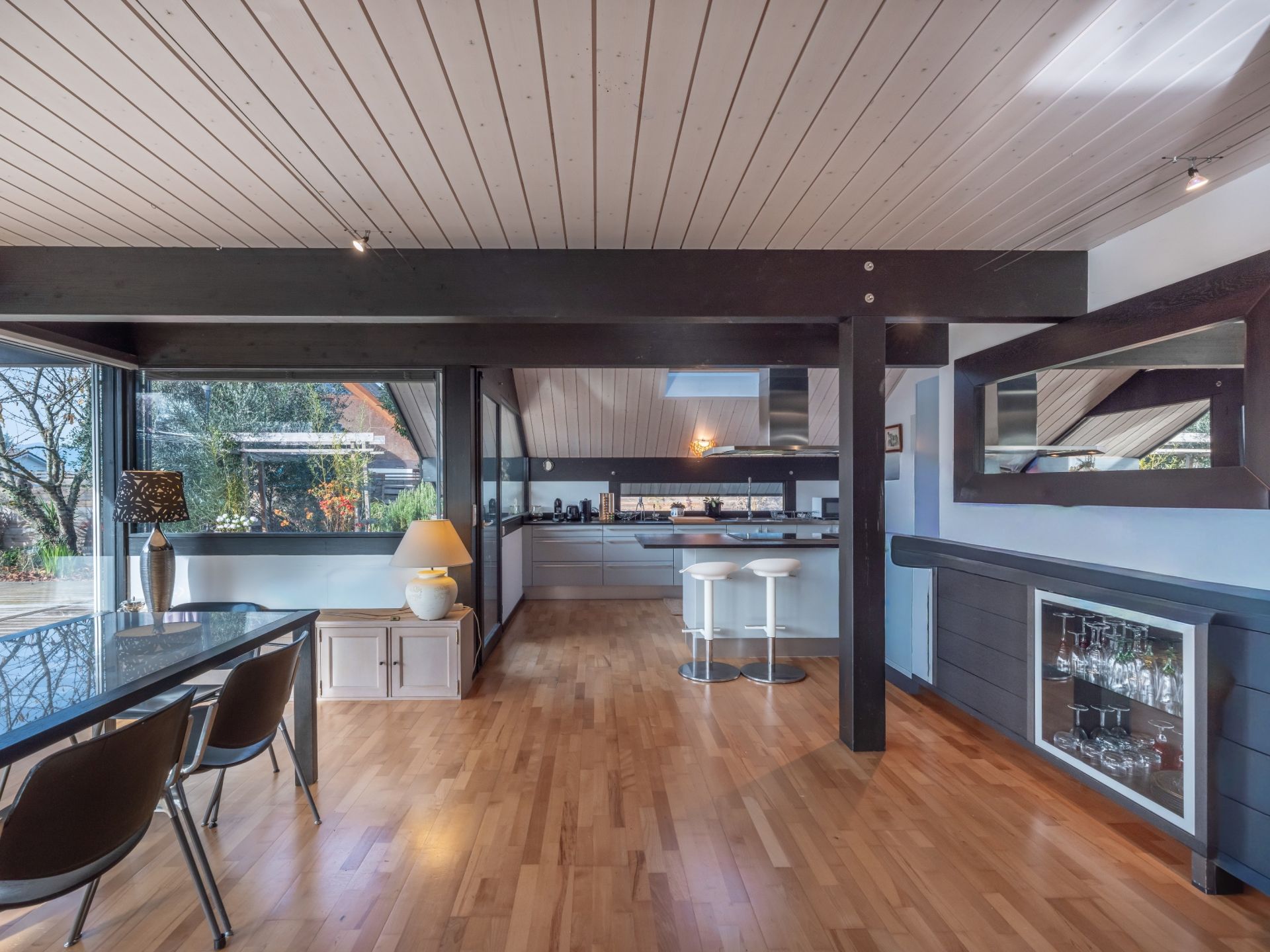 architect's house 7 Rooms for sale on CHENS SUR LEMAN (74140)