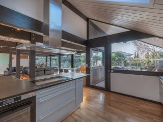 architect's house 7 Rooms for sale on CHENS SUR LEMAN (74140)