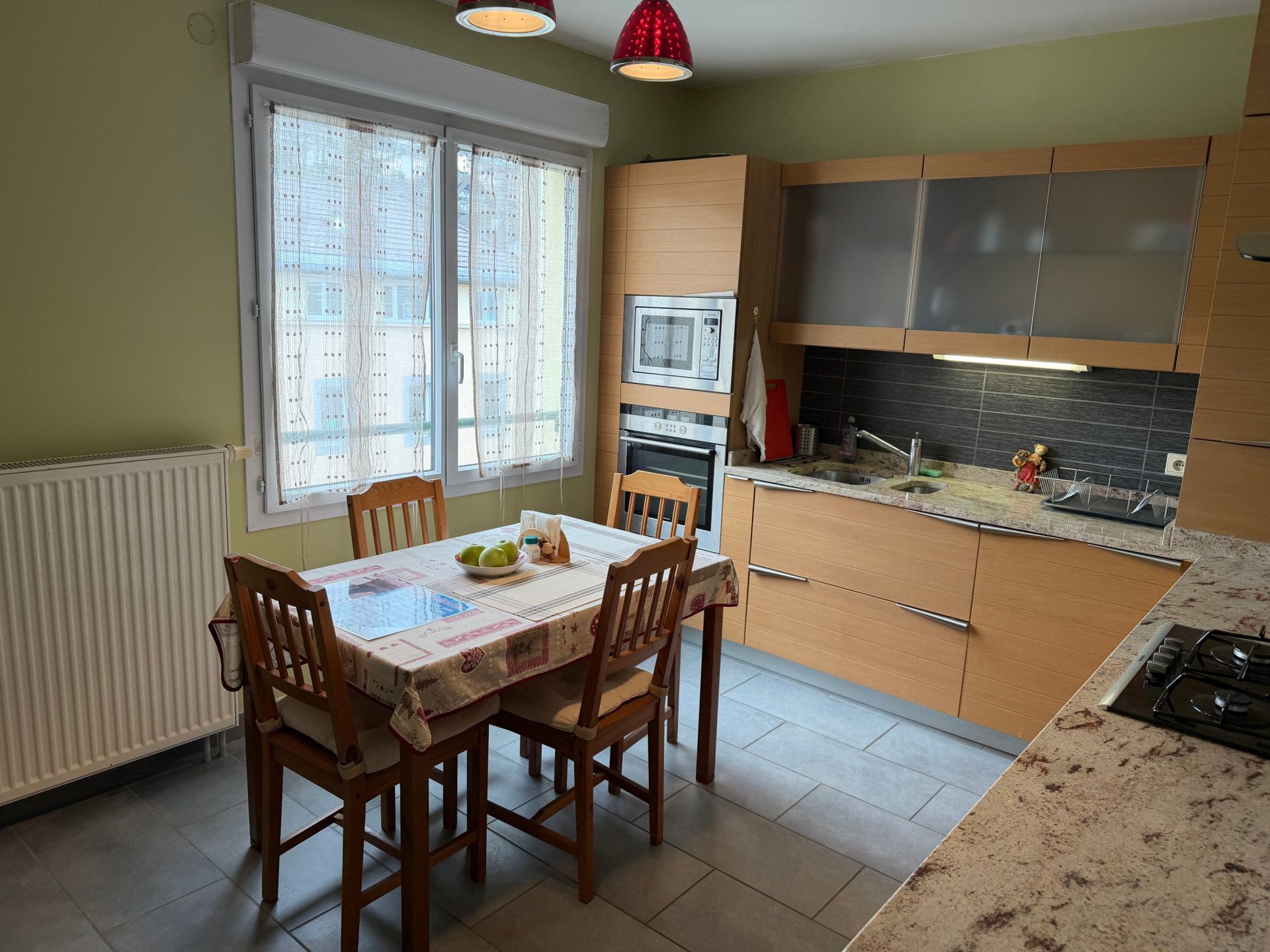 apartment 5 Rooms for sale on EVIAN LES BAINS (74500)