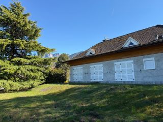 house 9 Rooms for sale on LUGRIN (74500)