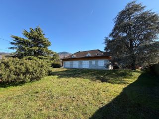 house 9 Rooms for sale on LUGRIN (74500)