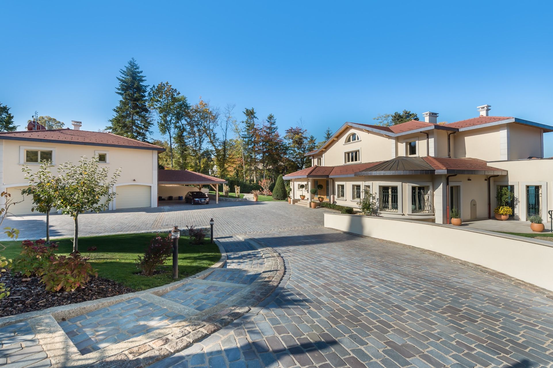 propriété 14 Pièces en vente sur CHENS SUR LEMAN (74140)