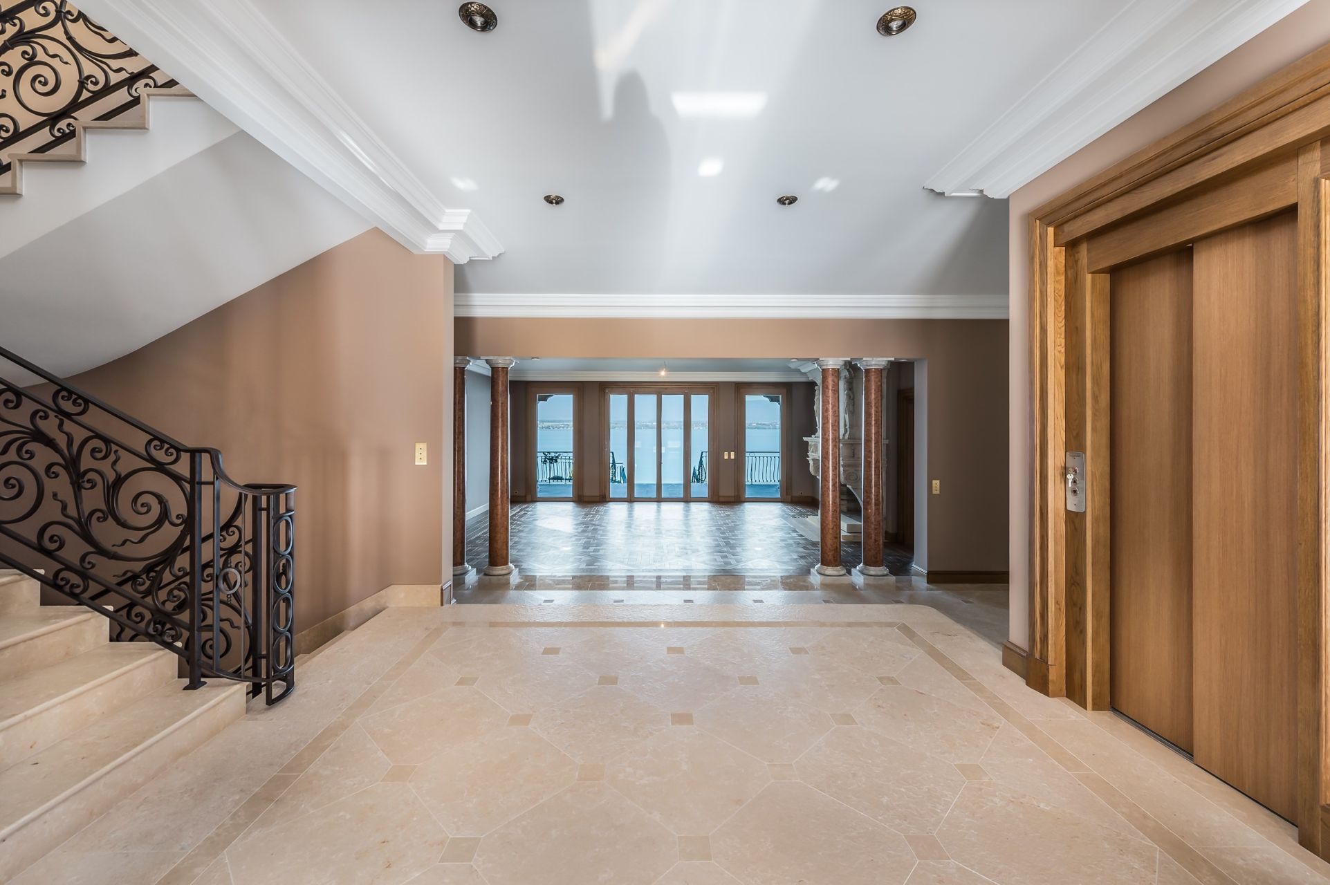 propriété 14 Pièces en vente sur CHENS SUR LEMAN (74140)