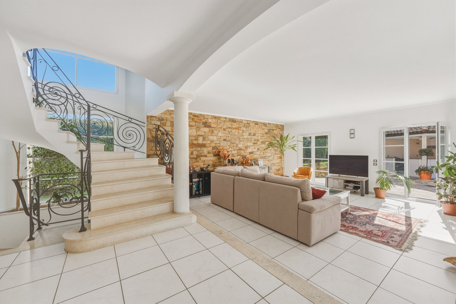 house 10 Rooms for sale on VEIGY FONCENEX (74140)