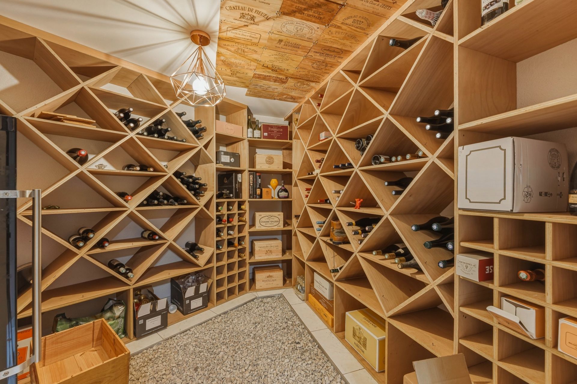 house 10 Rooms for sale on VEIGY FONCENEX (74140)