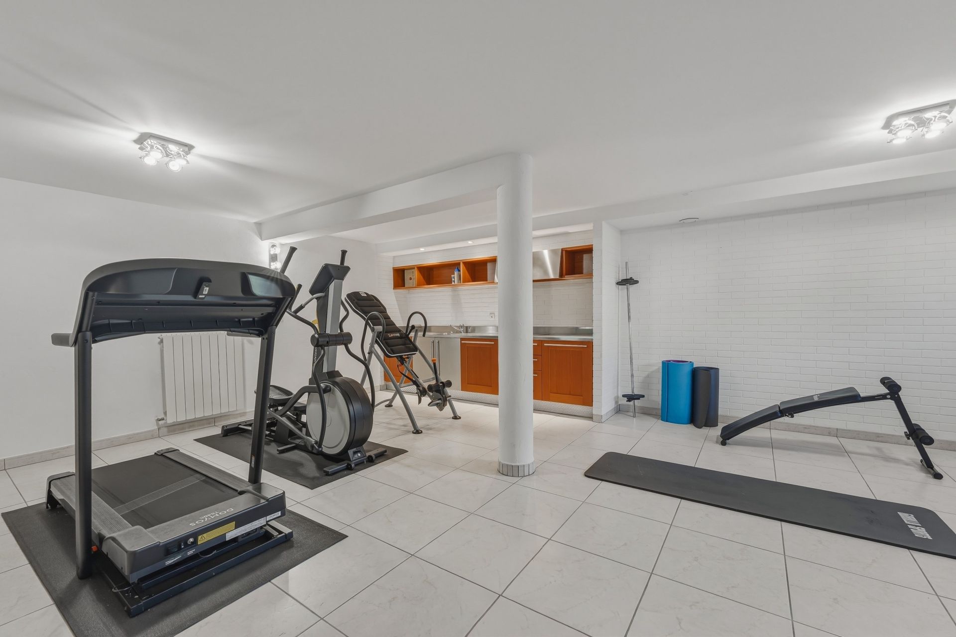 house 10 Rooms for sale on VEIGY FONCENEX (74140)