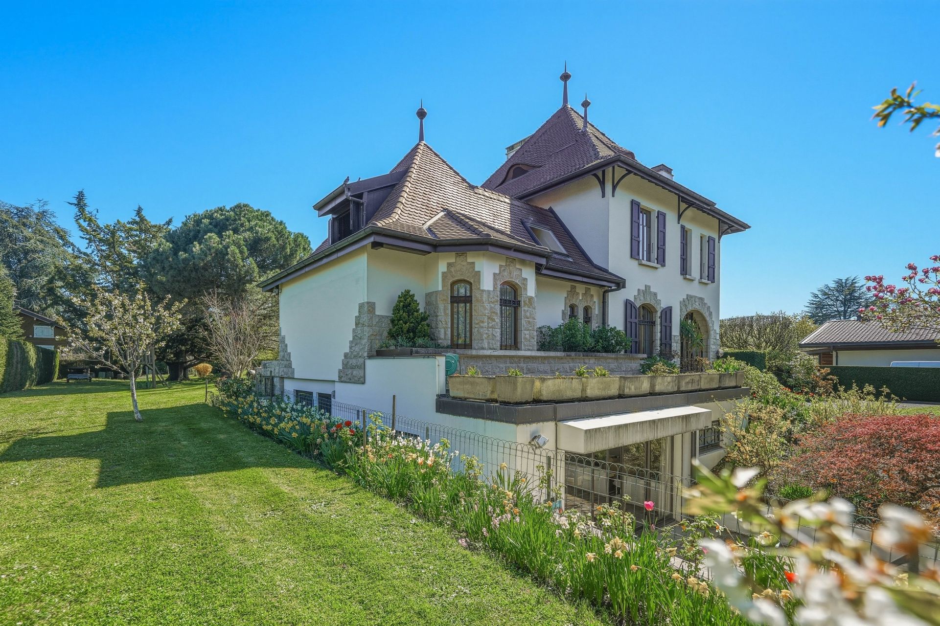 maison 9 Pièces en vente sur THONON LES BAINS (74200)