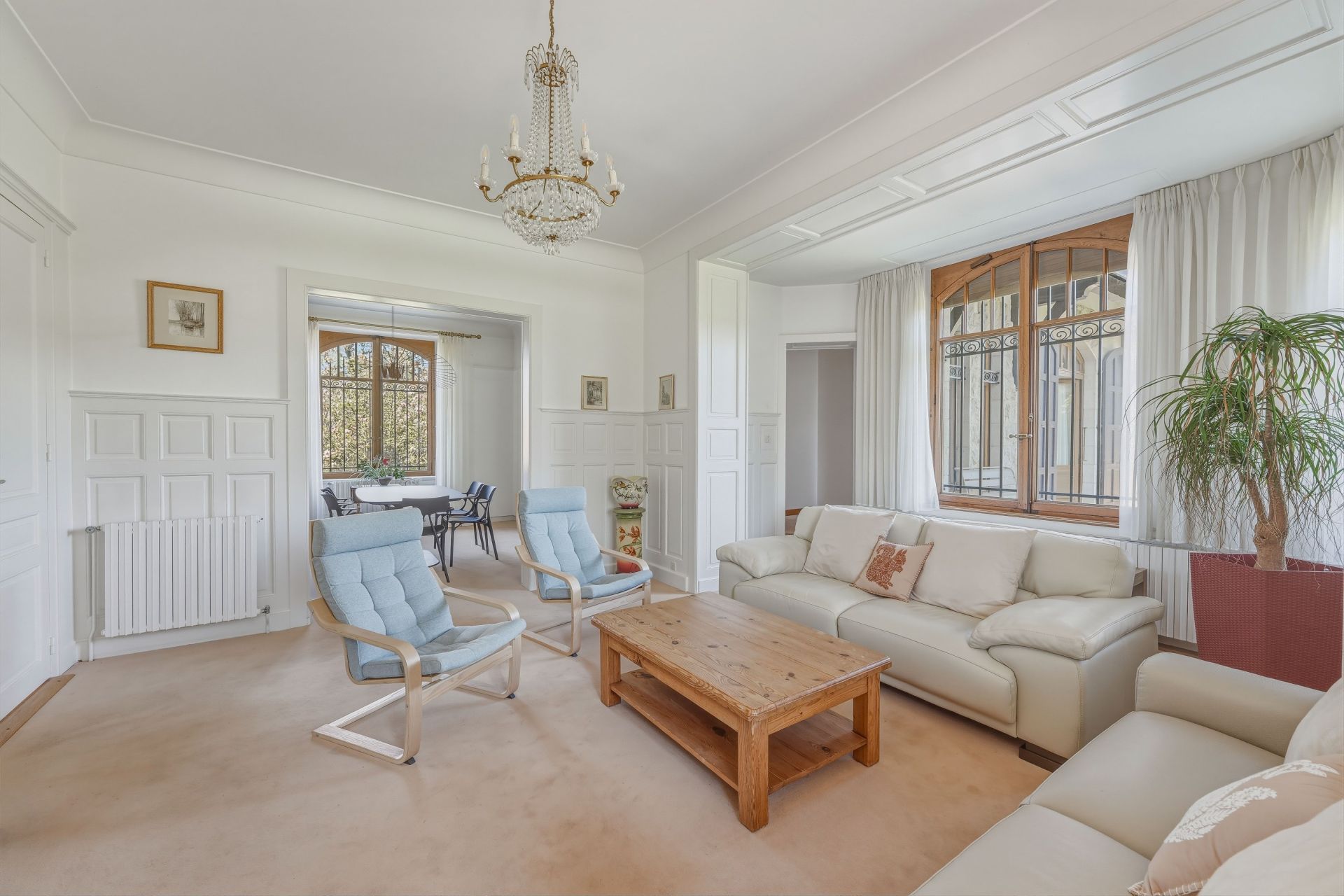 house 9 Rooms for sale on THONON LES BAINS (74200)