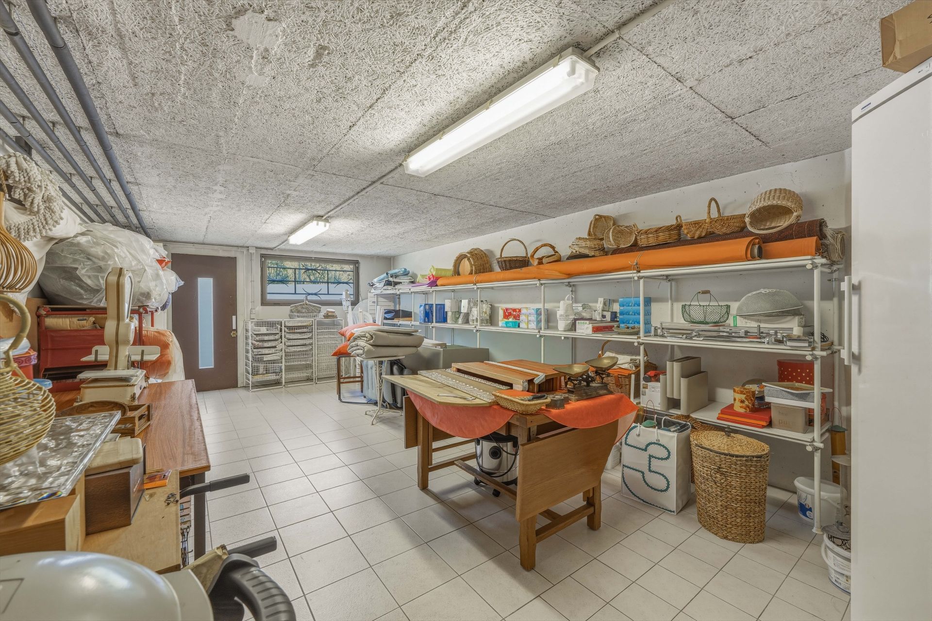 house 9 Rooms for sale on THONON LES BAINS (74200)