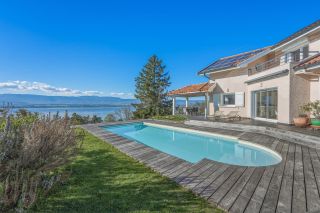 villa 8 Rooms for sale on CHENS SUR LEMAN (74140)