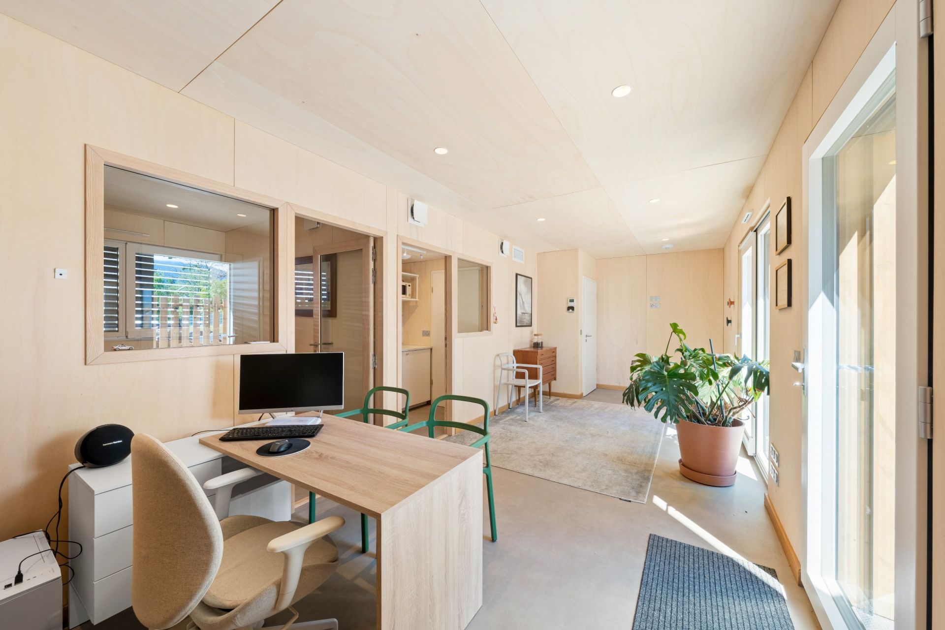 house 9 Rooms for sale on THONON LES BAINS (74200)