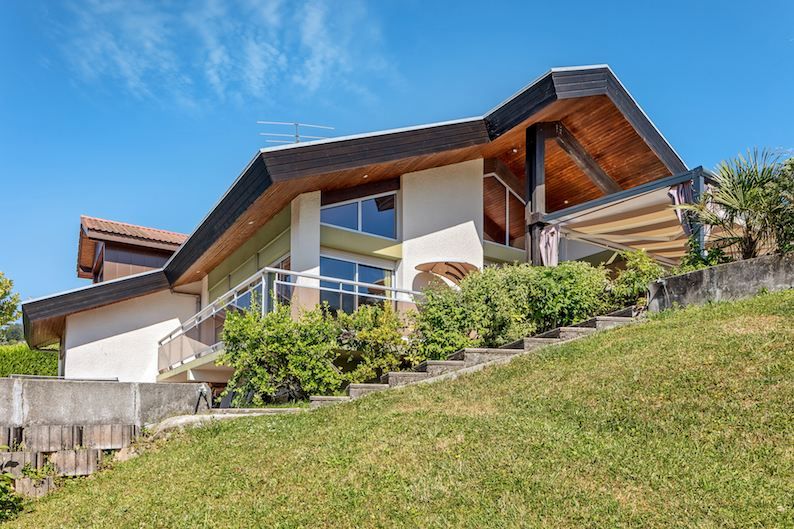house 6 Rooms for sale on BALLAISON (74140)