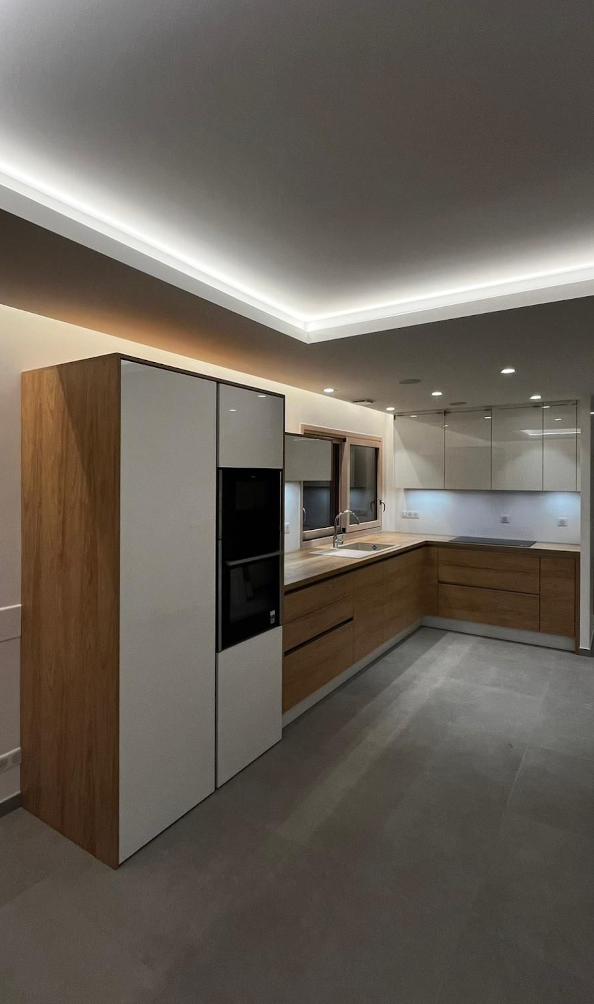 apartment 4 Rooms for sale on EVIAN LES BAINS (74500)