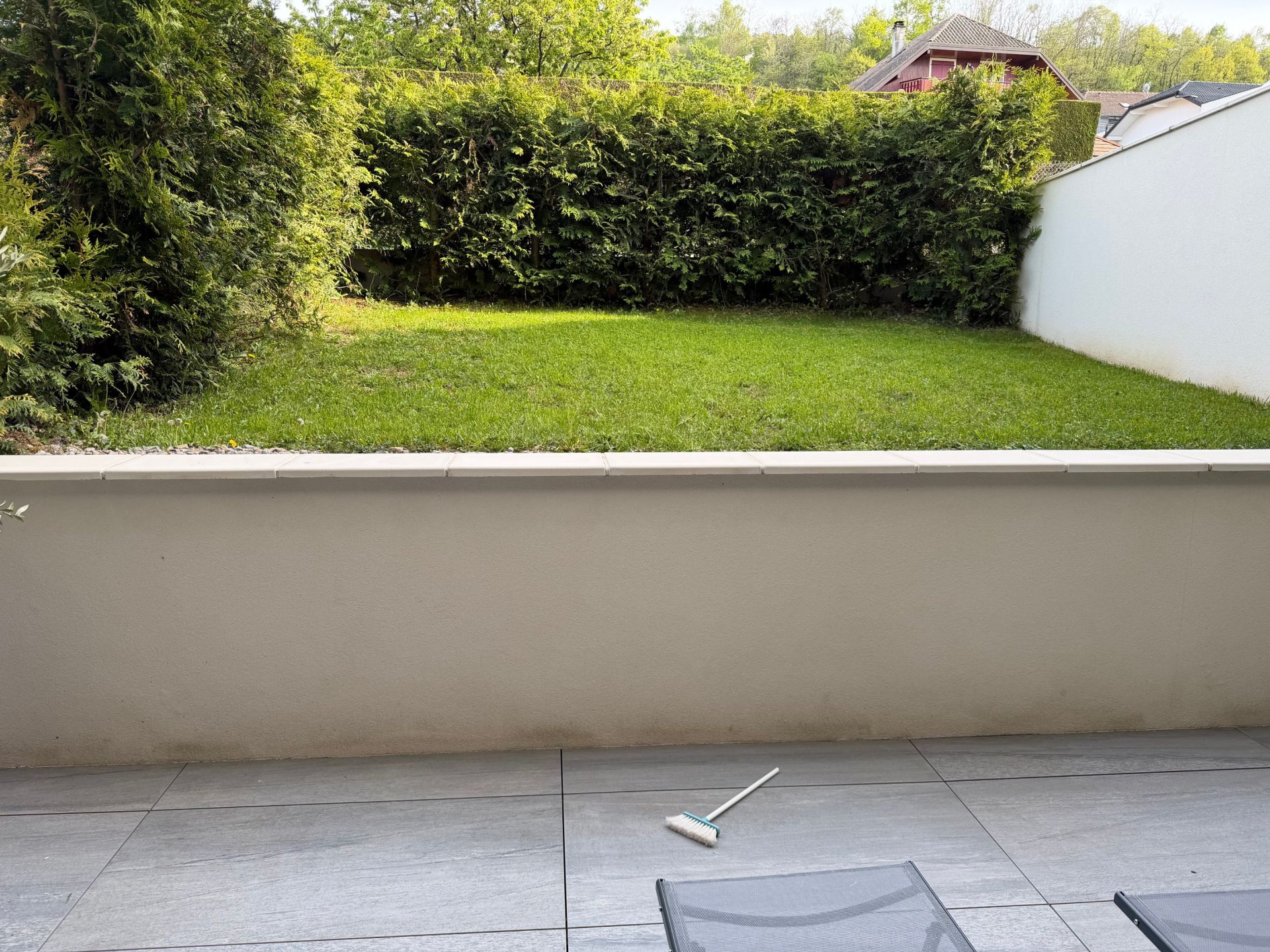 apartment 4 Rooms for sale on EVIAN LES BAINS (74500)