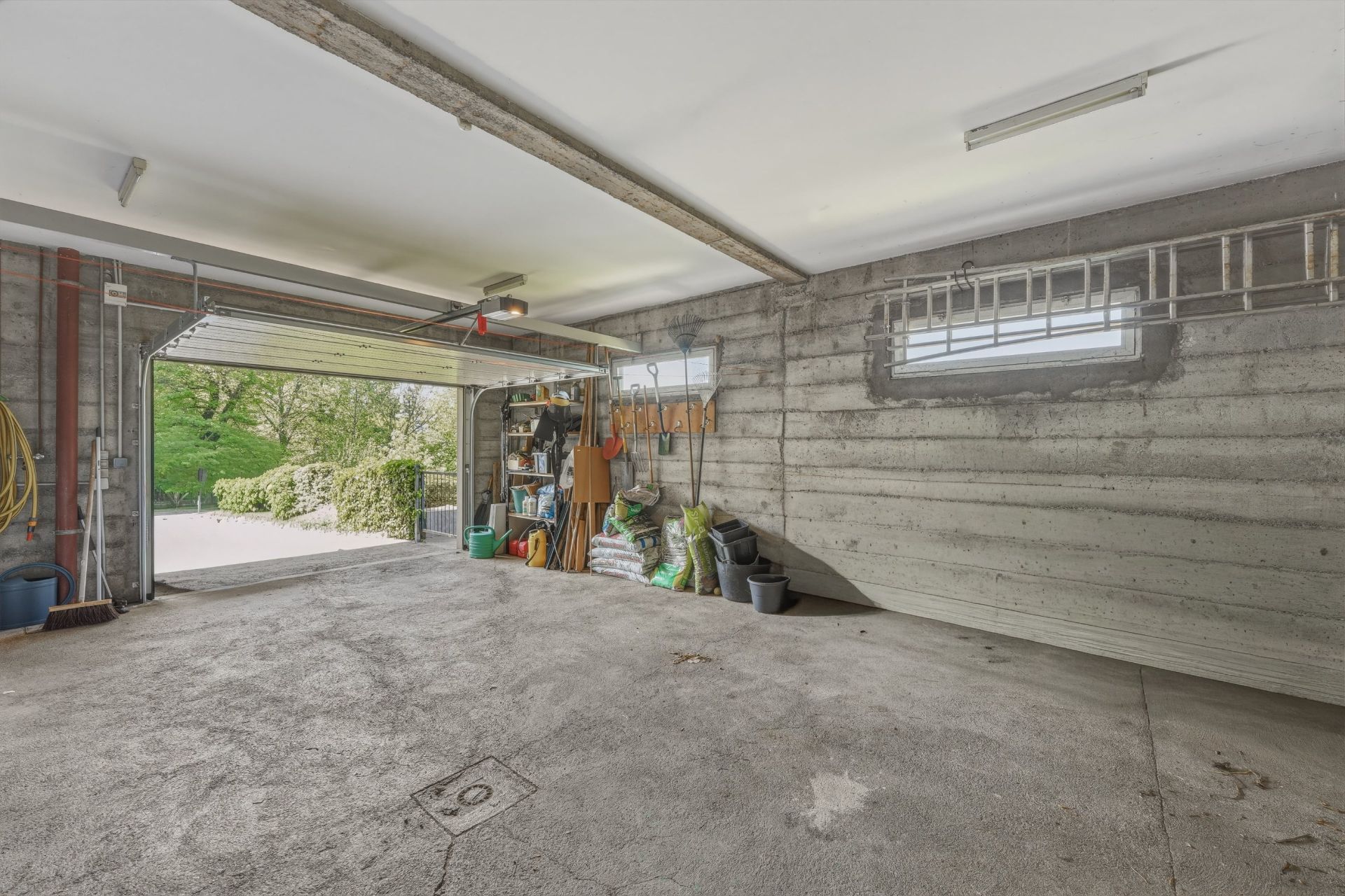 house 7 Rooms for sale on THONON LES BAINS (74200)